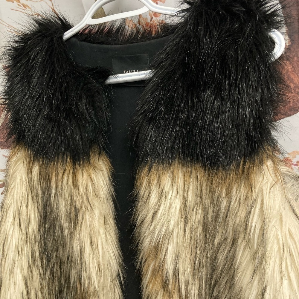 Small talula vest​​​​​​​​​​​​ - Picture 2 of 9
